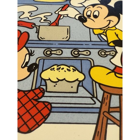 WDW Mickey Minnie Mouse Cooking Baking Hot Plate Ceramic & Cast Iron Trivet - Picture 4 of 6